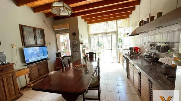 Casa en Yrigoyen e/ Colon y Rivadavia