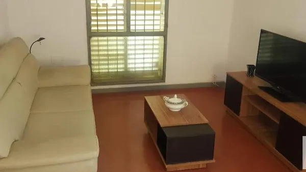 Departamento en La Tira e/ Esquiú y Don Bosco