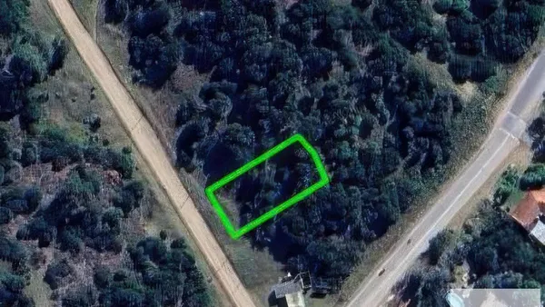 Terreno en 151 e/ 3 y 4