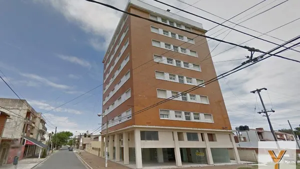 Departamento en 1 y 42