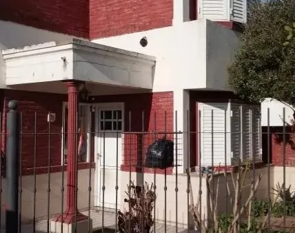 Casa en Mendoza e/ Belgrano y Jose Hernandez