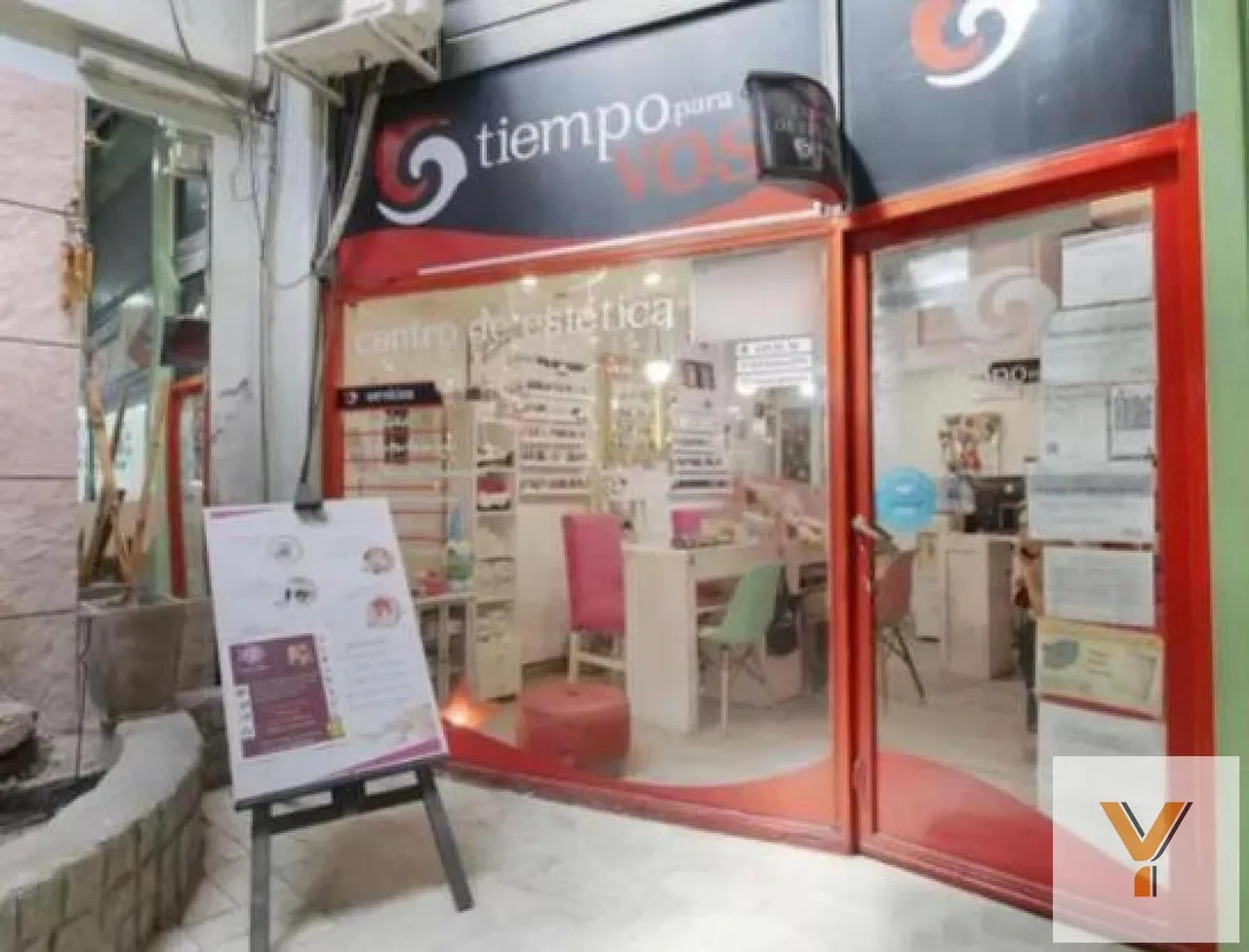 Local Comercial en Avenida Rivadavia e/ Caracas y Rivera Indarte