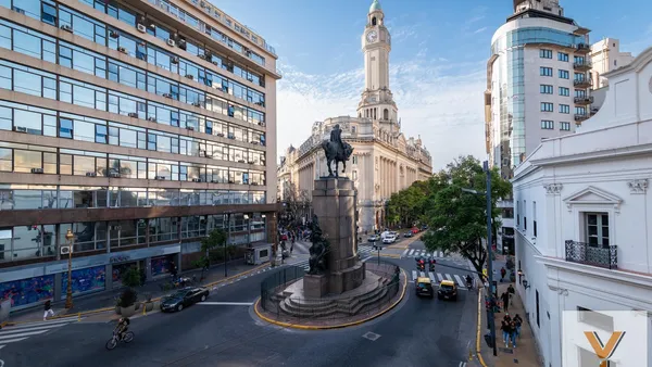 Oficina en Avenida Presidente Julio A. Roca y Perú