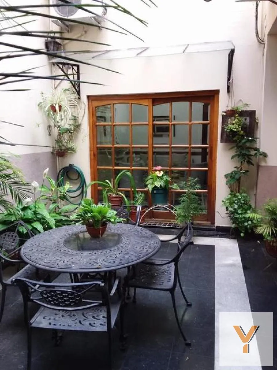 Casa en Maza y Avenida Pavón