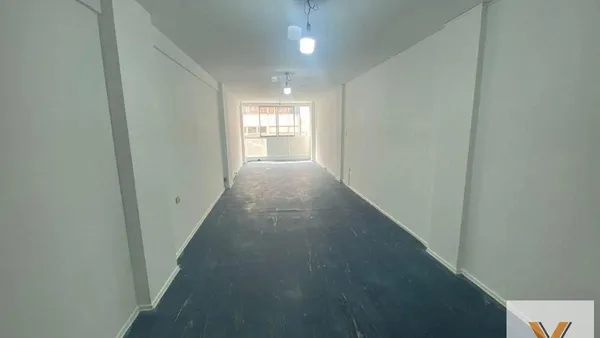Oficina en Pasteur e/ Avenida Corrientes y Sarmiento