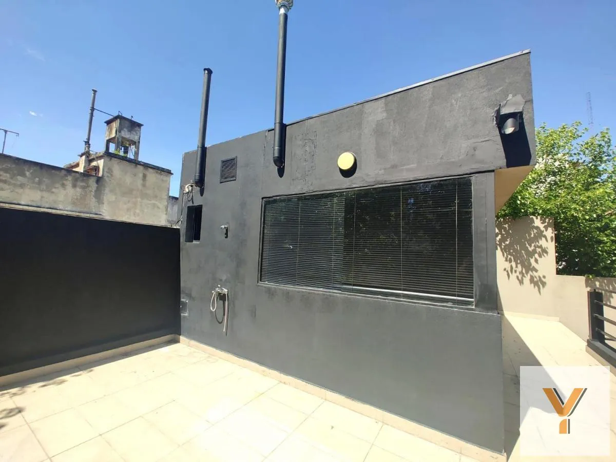 Casa en Bermúdez e/ Elpidio González y Juan Agustín García