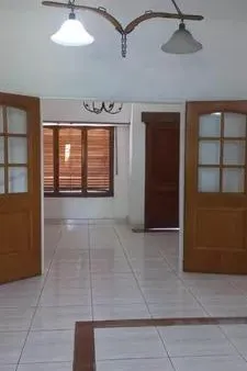 Casa en Artigas e/ Capitán Martínez y Marcelo T. de Alvear