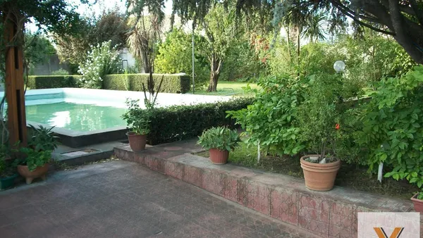 Casa en Avenida Ituzaingó , Pueblo Nuevo