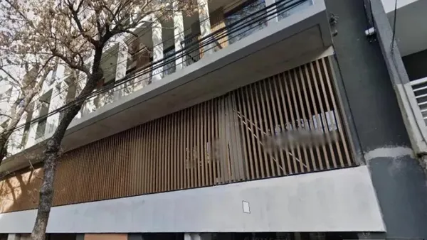 Cochera en Presidente Luis Sáenz Peña e/ Humberto y Carlos Calvo