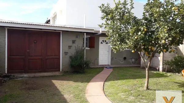 Casa en 87 e/ 34 y 36