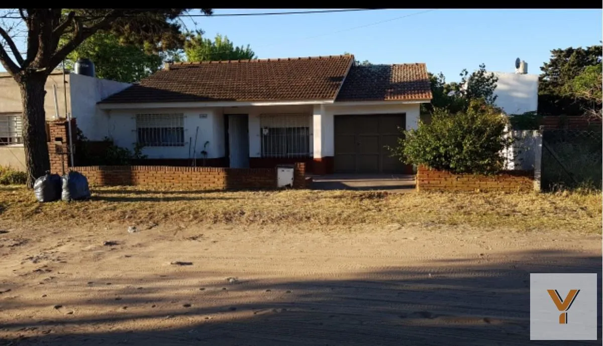 Casa en 77 e/ 3 y 4