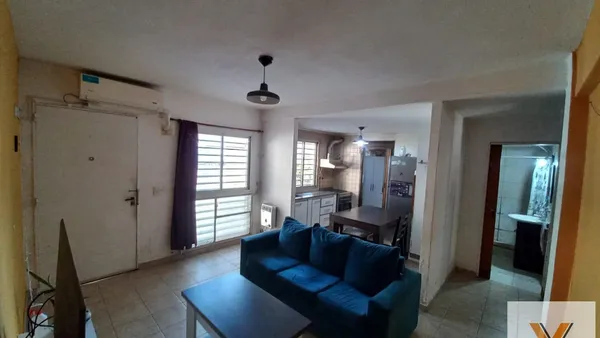 Departamento en Avenida Montevideo y 33