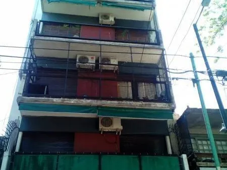 Departamento en Martin Rodríguez e/ Aristobulo del Valle y Pinzon