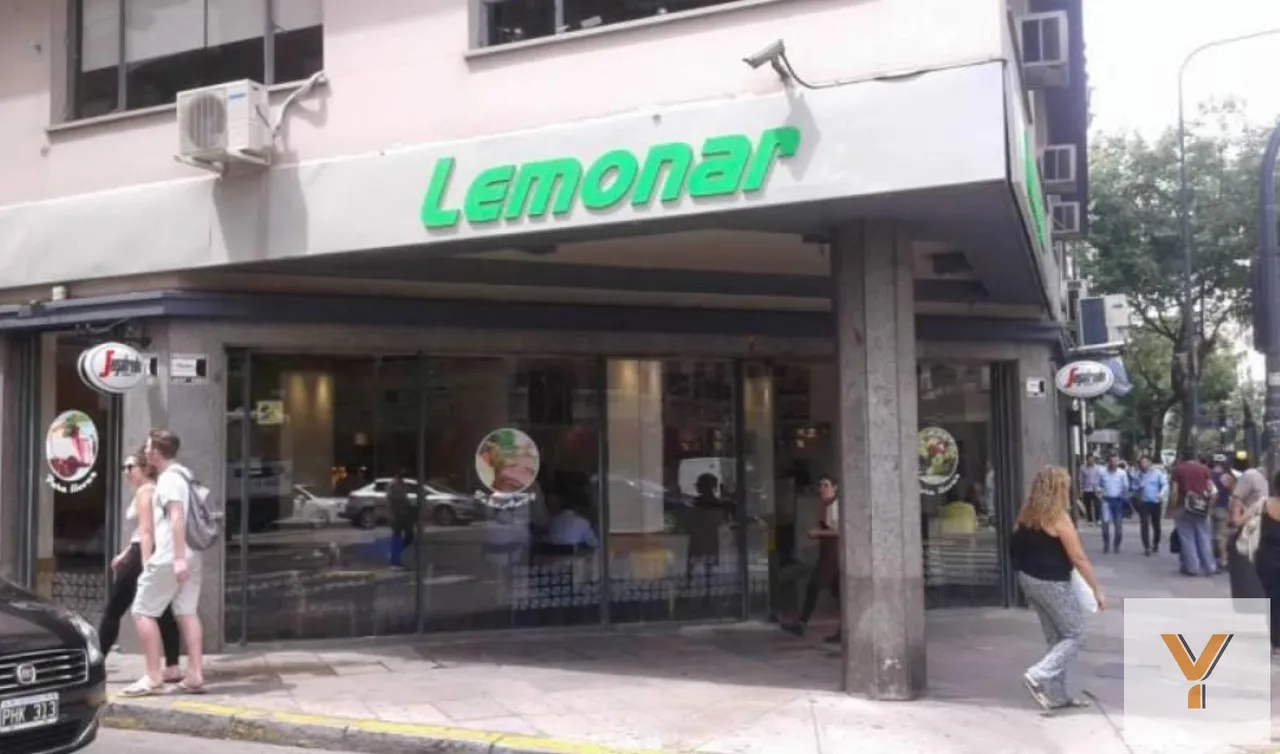 Local Comercial en Chacabuco y Avenida Belgrano