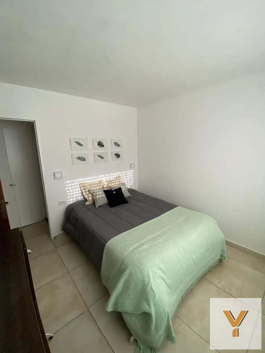 Departamento en Avenida Pedro Luro e/ Corrientes y Entre Ríos