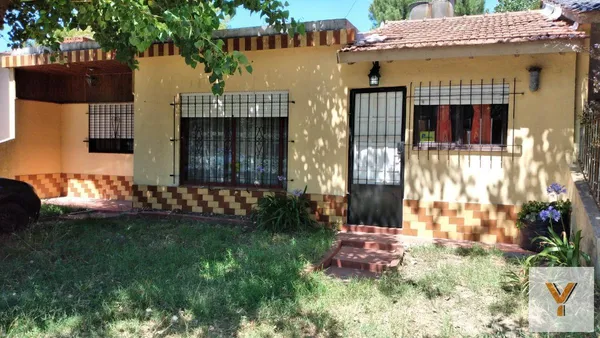 Casa en 1 Bis e/ 33 y 50