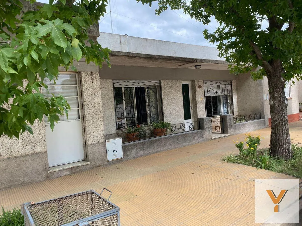 Casa en Moreno e/ Avenida San Martin y Bartolomé Mitre