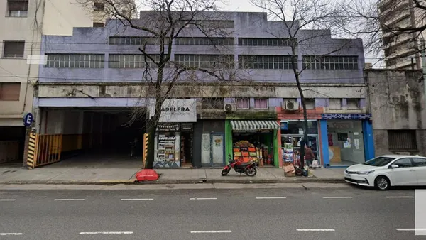 Cochera en Avenida Gaona e/ Boyacá y Gavilan