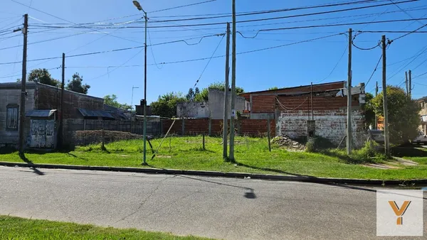 Terreno en 168 y 4