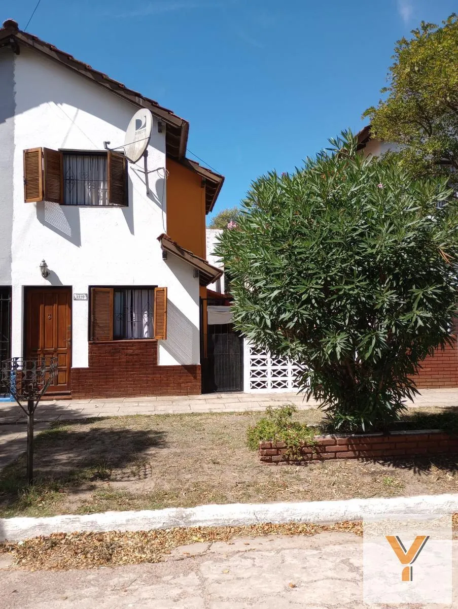 Casa en 1 Bis e/ 72 y 73