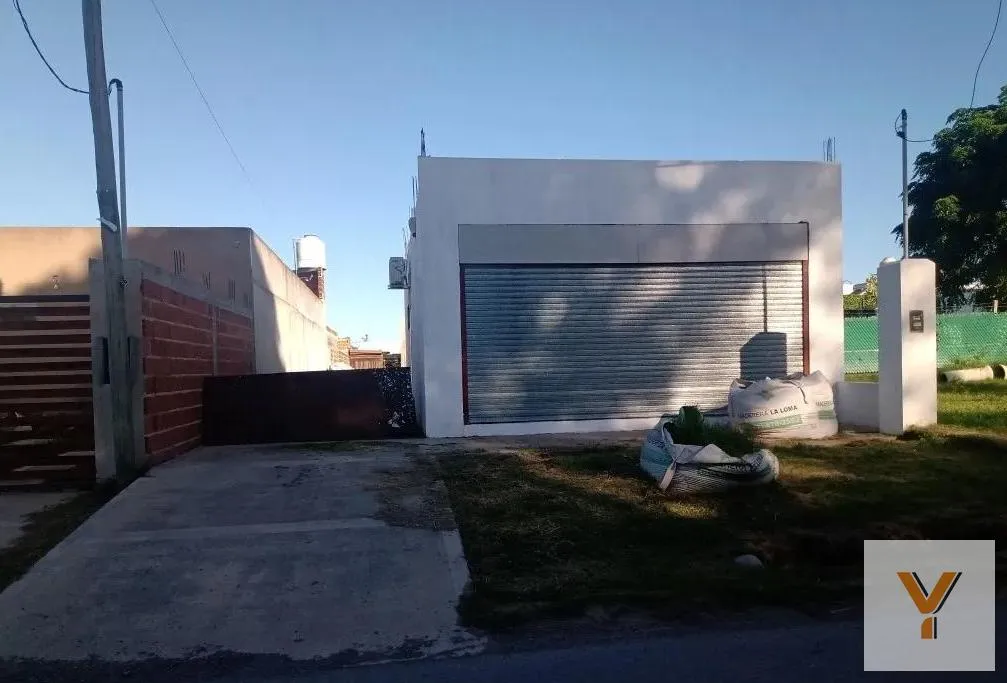 Local Comercial en 659 e/ 20 y 20 bis