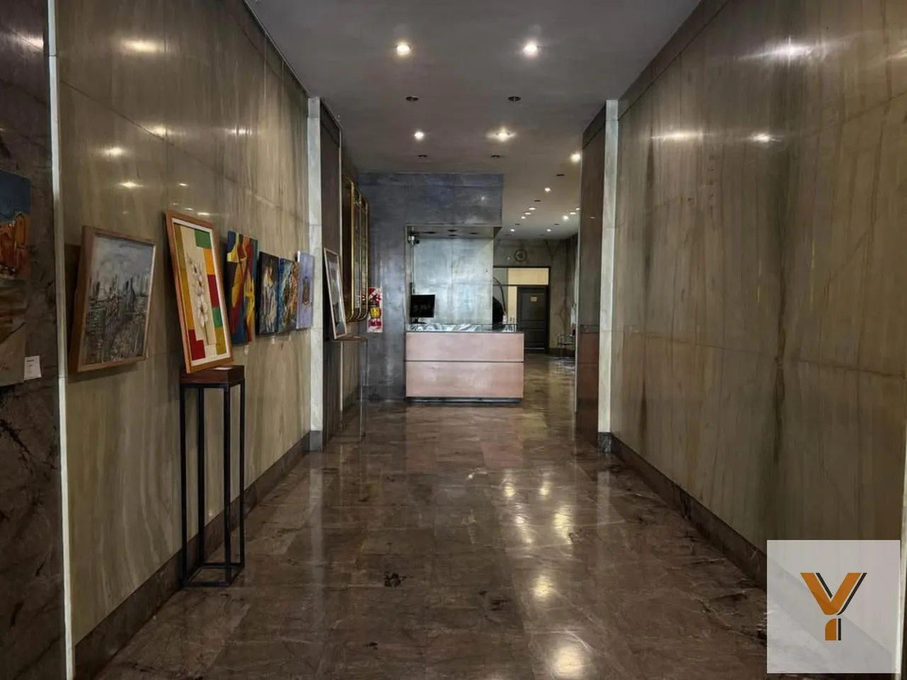 Local Comercial en Viamonte e/ Cerrito y Libertad