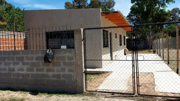 Casa en Liniers e/ 4 y 5