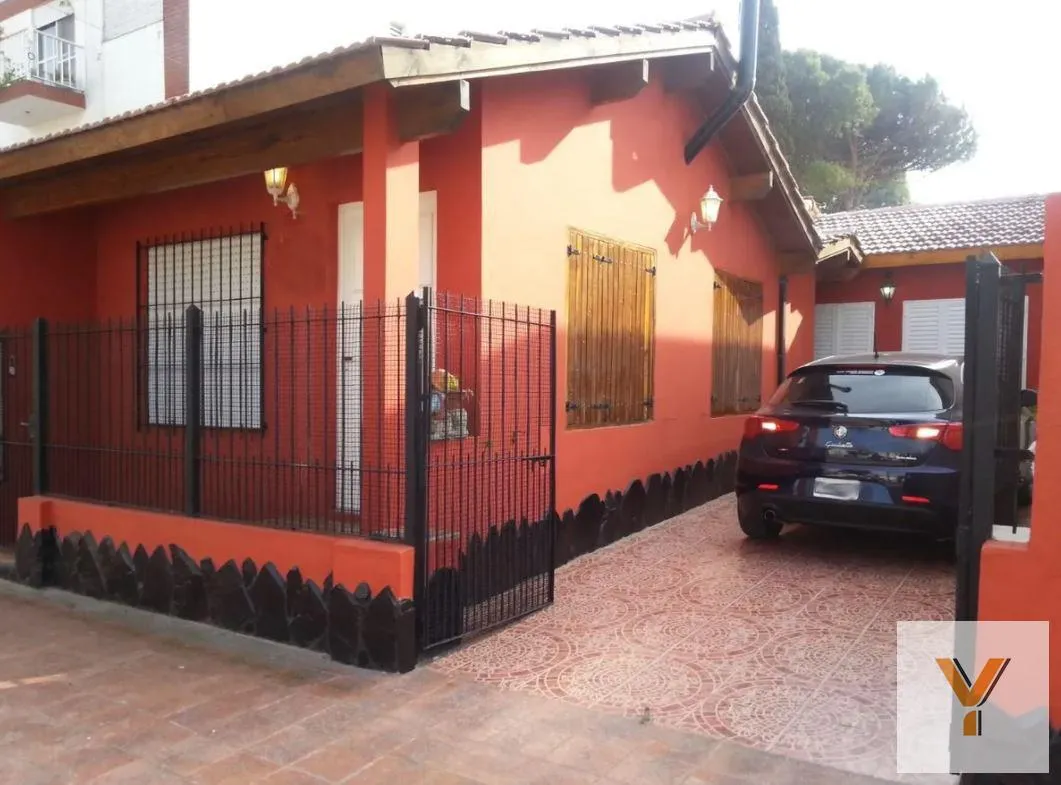 Casa en 34 e/ 4 y 5