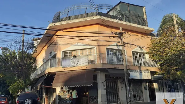 Local Comercial en Ingeniero Guillermo Marconi y De Fournier