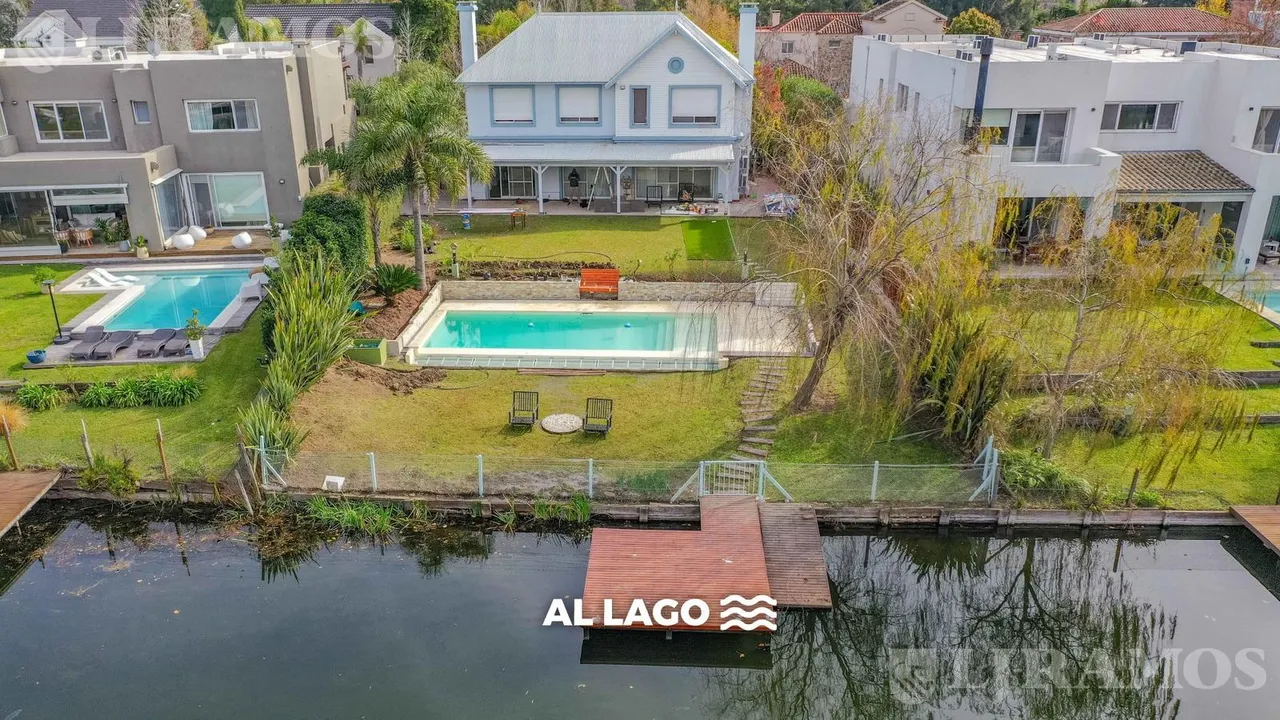 Casa en Los Castores - A Laguna