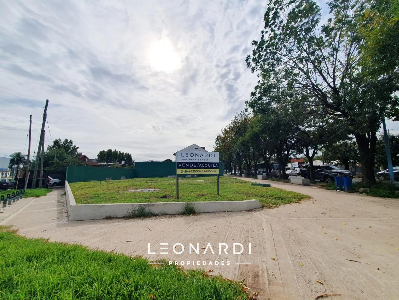 Terreno en Av. San Martín esquina 9 de Julio
