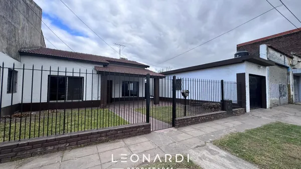 Casa en Colectora Oeste Ramal Escobar - España 562