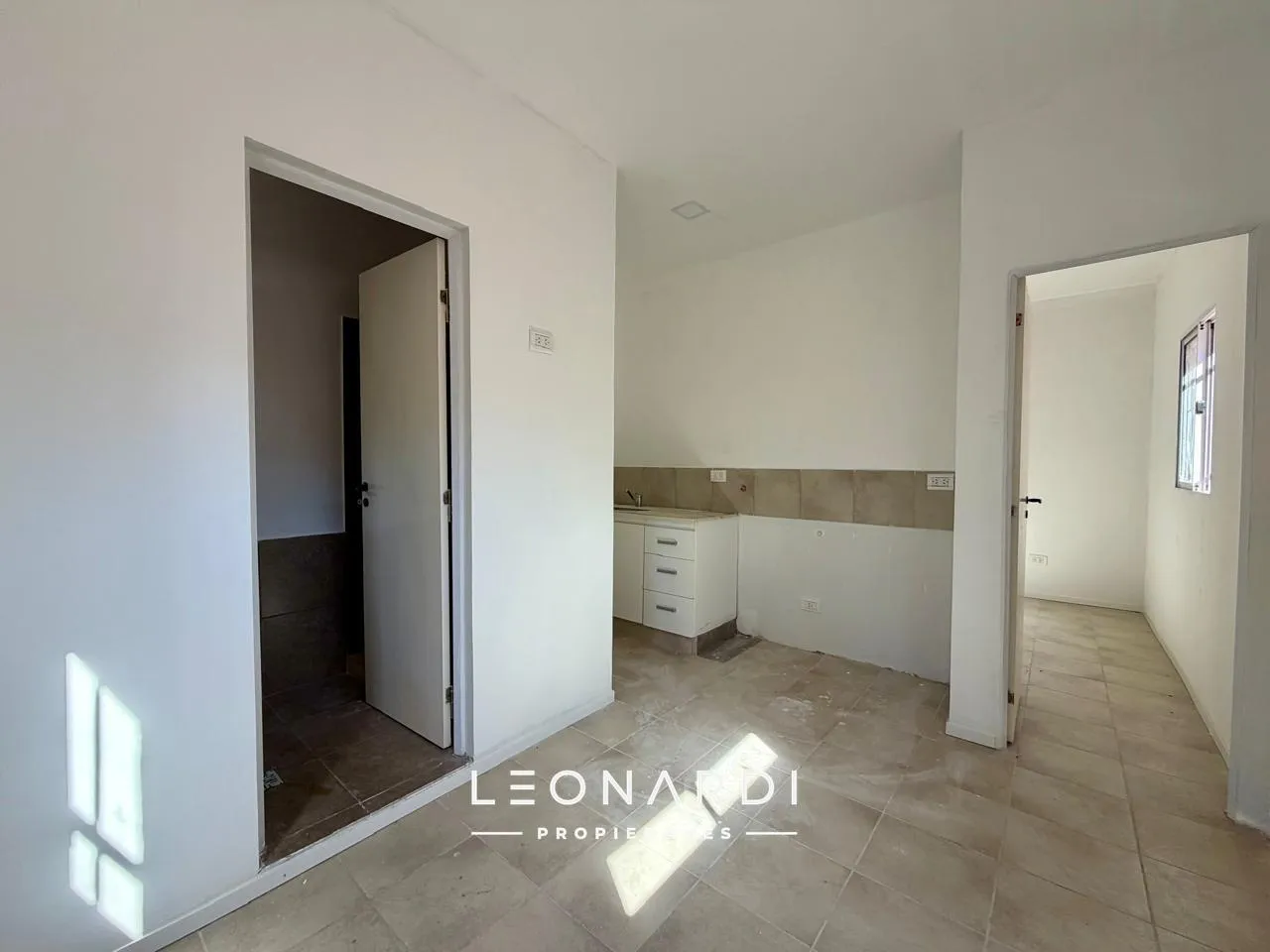 Departamento en San Juan al 1000