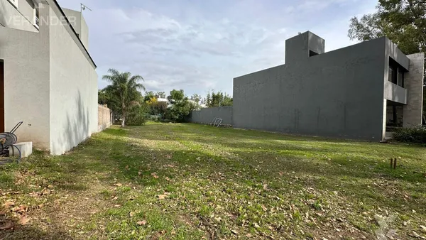 Terreno en Santina Norte- Valle Escondido
