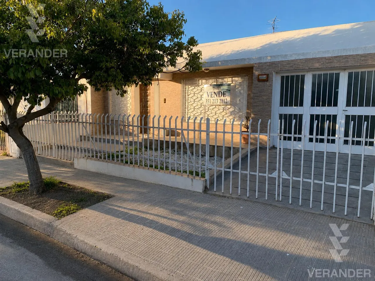 Casa en pampayasta al 2700