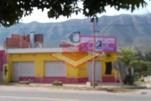 Casa en LOCAL COMERCIAL MAS CASA SOBRE RUTA NAC 38