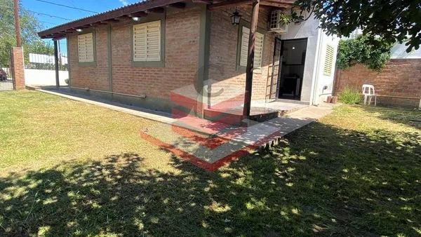 Casa en CORDOBA Y COMECHINGONES