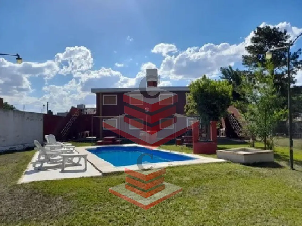 Casa en 25 de Mayo y Ortiz Herrera | Bialet Massé