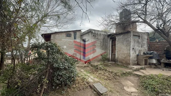 Casa en JUAN B. JUSTO Y FERMIN RODRIGUEZ