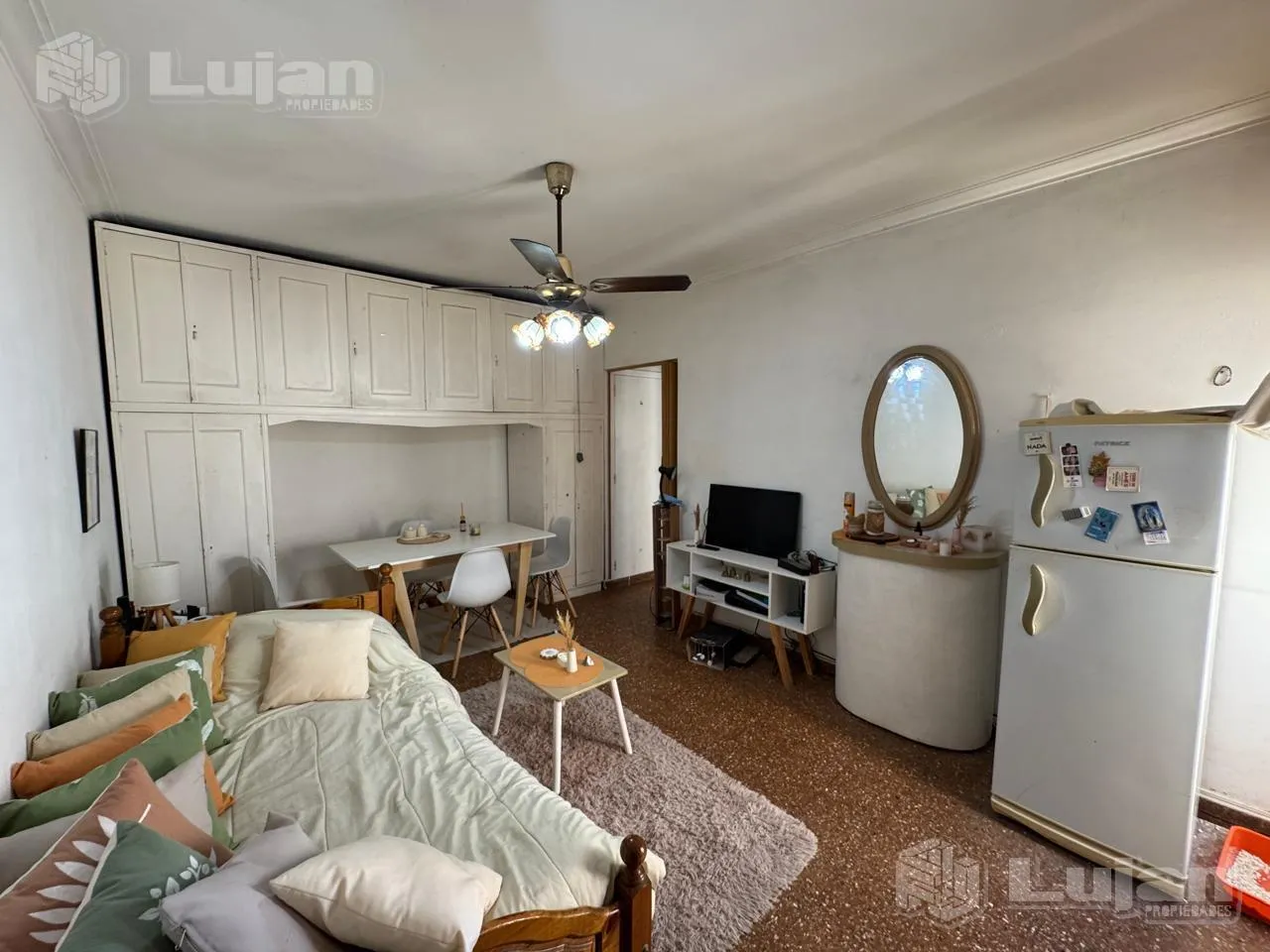 Departamento en Pilar al 700