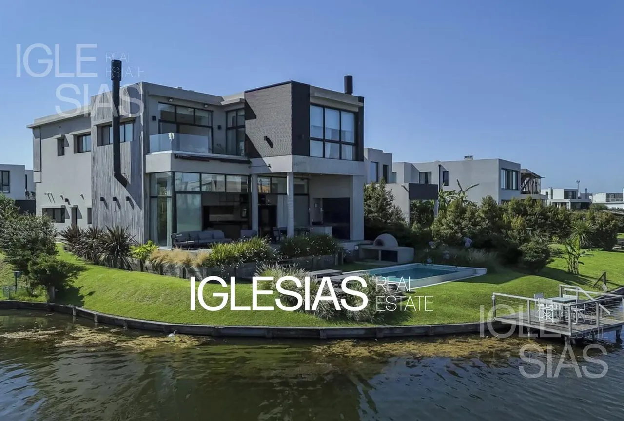 Casa en av de los lagos lote al lago