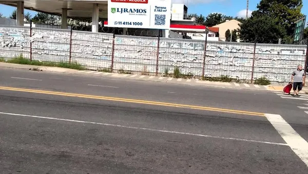 Local Comercial en Av Balbin al 2300 esq. Gaspar Campos