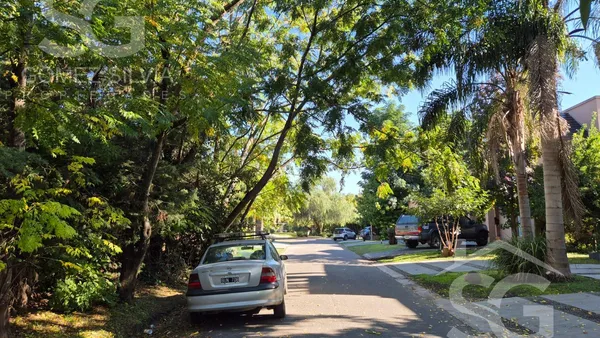 Terreno en Horacio Quiroga al 4900