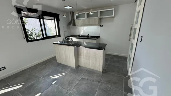 Departamento en Av Rivadavia al 13700