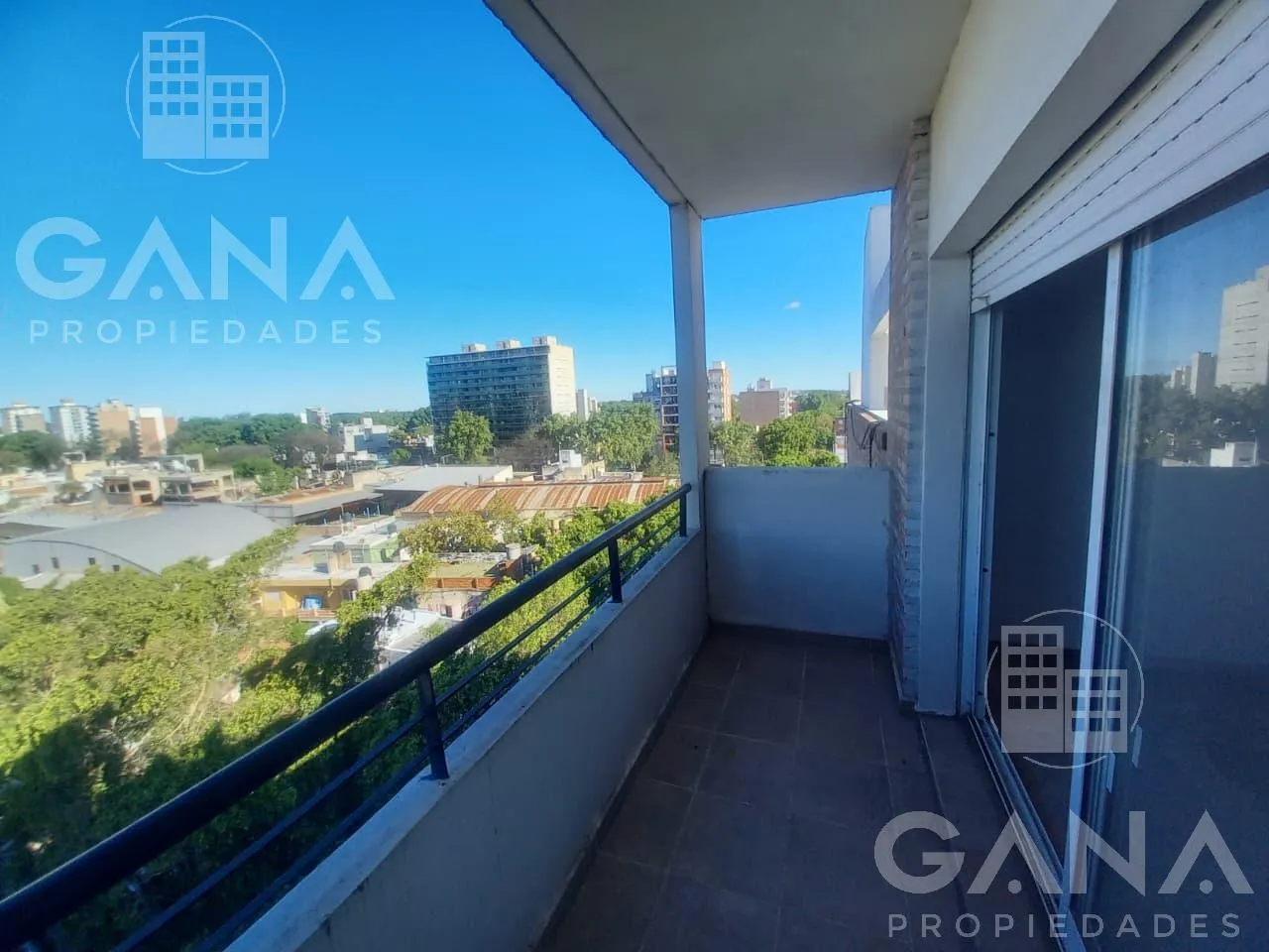 Departamento en Montevideo al 3800