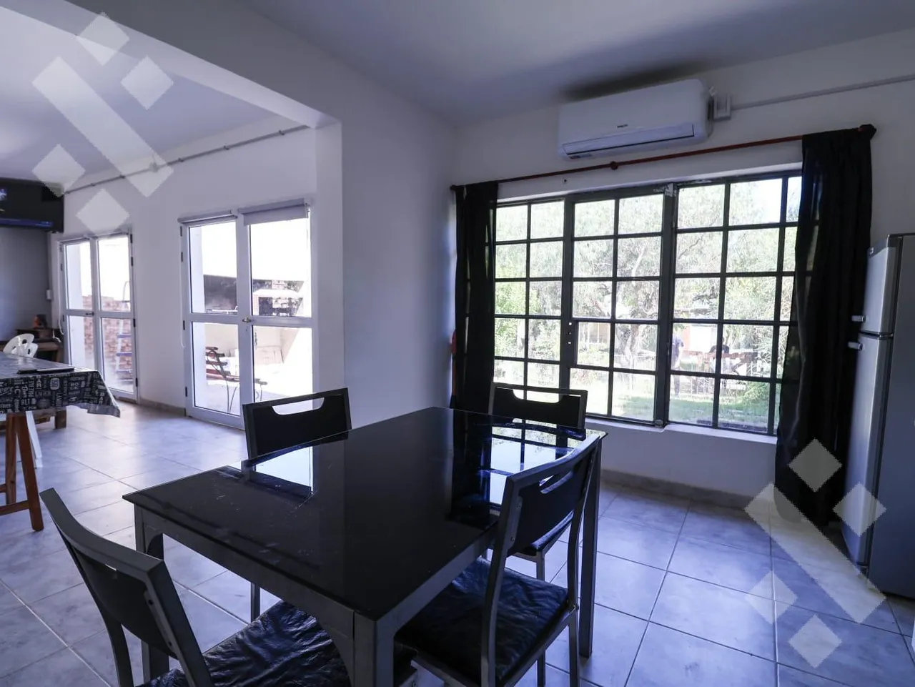 Casa en En Venta, Casa de 2 Dormitorios con piscina, Lago Pellegrini