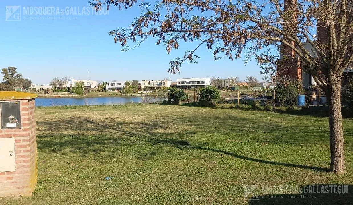 Terreno en Los Arenales 1110. Belen de Escobar . Provincia de Buenos Aires.