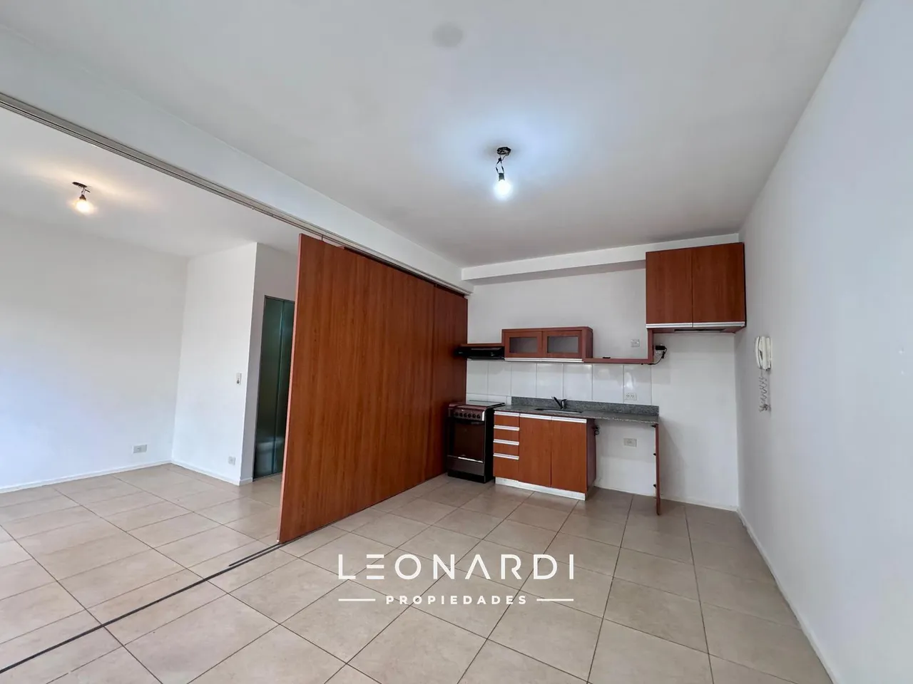 Departamento en Carlos Pellegrini 157, PB