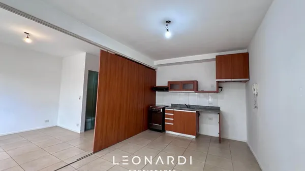 Departamento en Carlos Pellegrini 157, PB