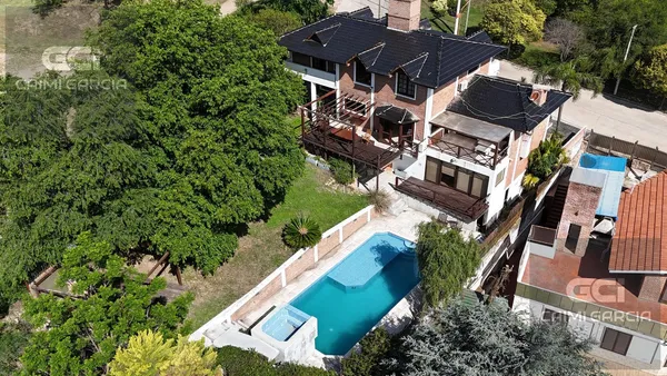 Casa en San Francisco de Asis al 400